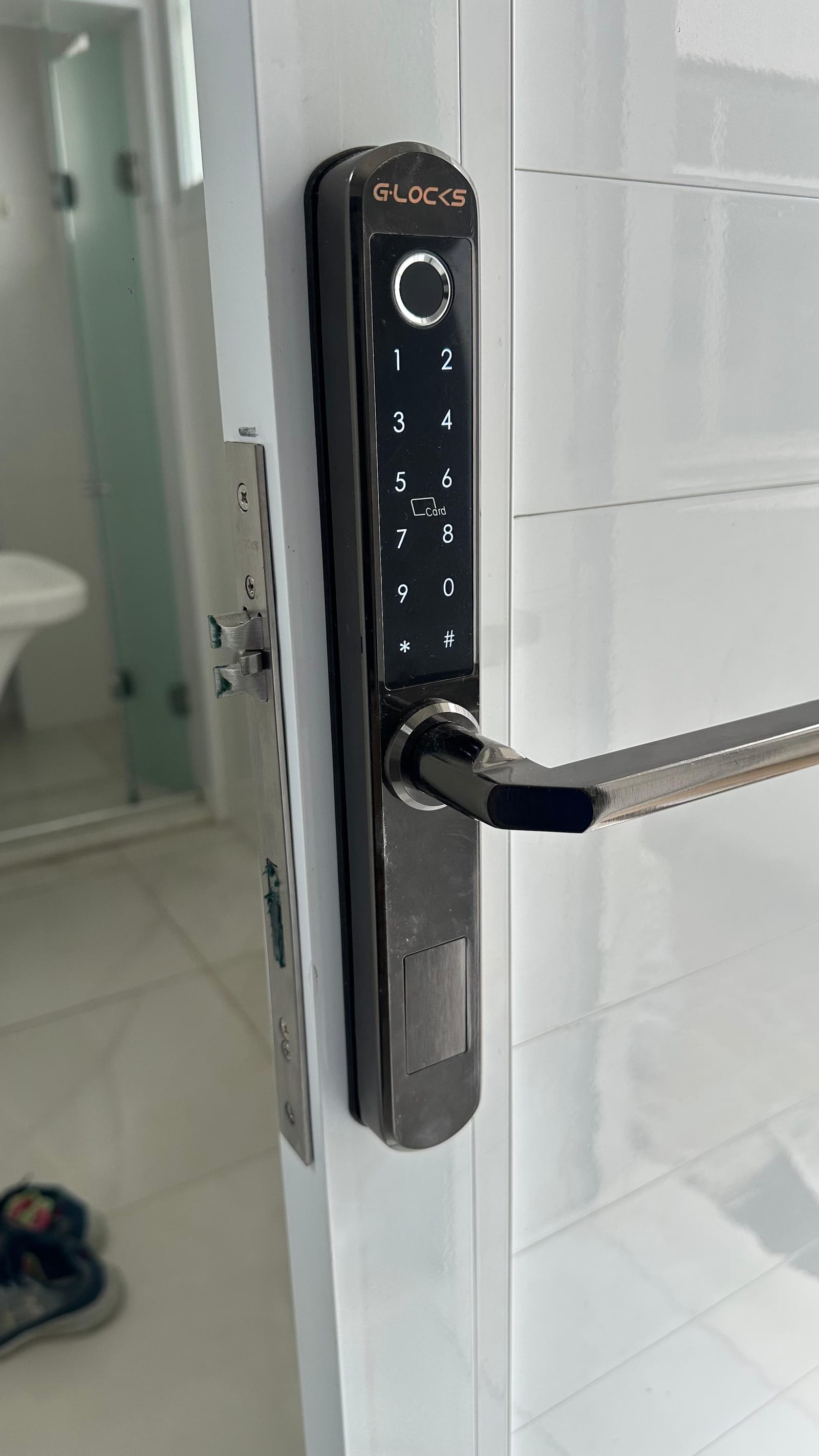 Grad G-locks AA200wp instalada